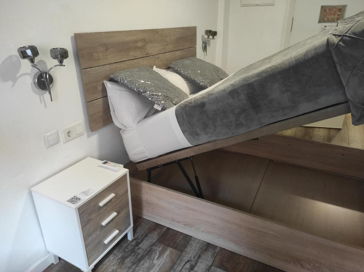 Hostal Olozaga Alicante Extérieur photo
